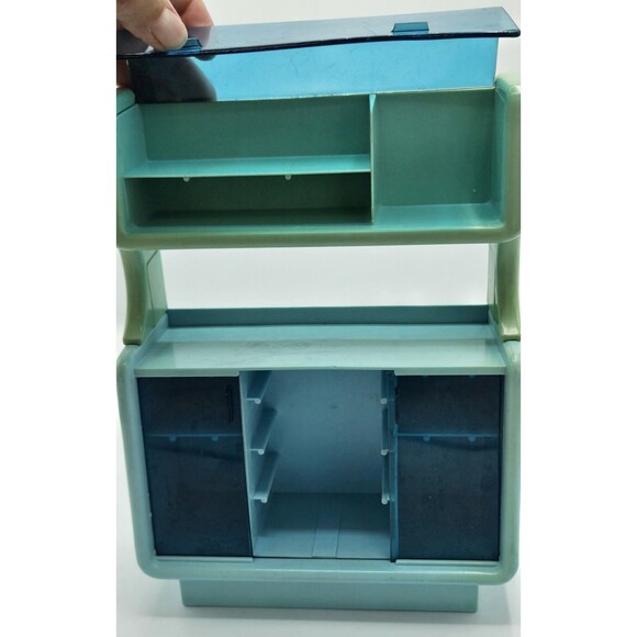 Vintage 1978 Barbie Dream Hutch Cabinet Blue Kitchen Table Blue USA Collectible - Picture 11 of 14